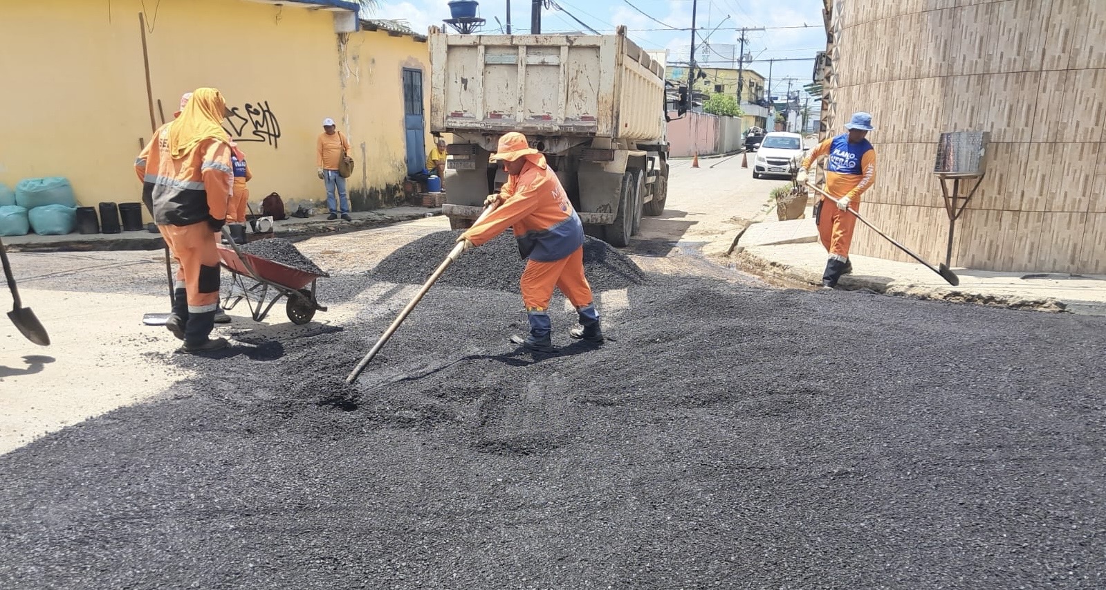 Prefeitura-de-Manaus-avanca-com-recuperacao-asfaltica-no-bairro-Nova-Cidade